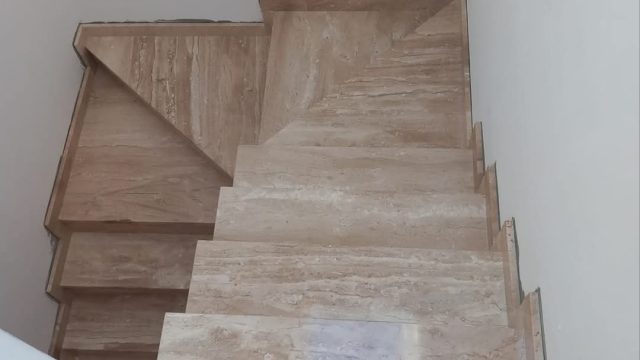 1000022172