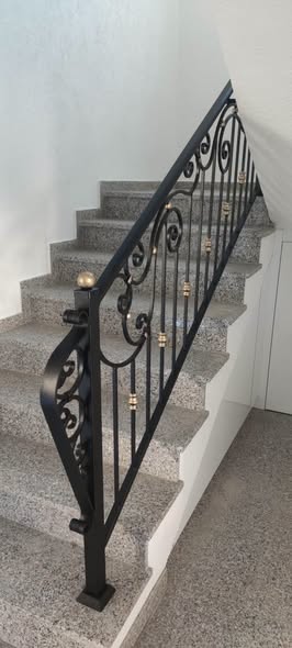 Izrada kovanih ograda i kapija Novi Pazar